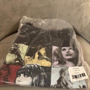 Taylor Swift Era’s tour tshirt black small